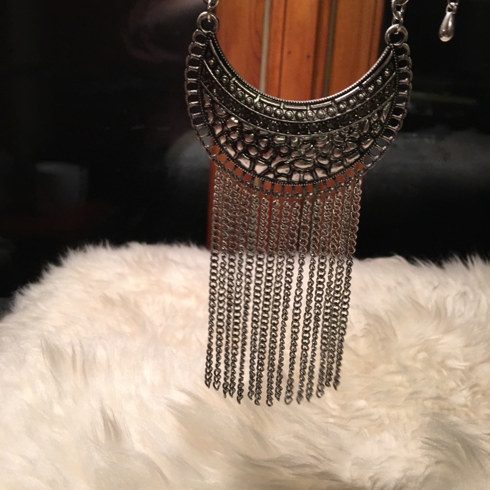 ModCloth Statement Necklace New - Picture 6 of 6